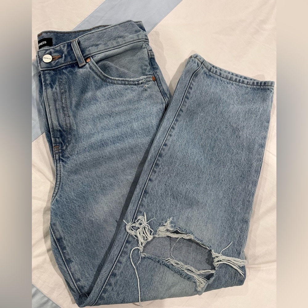 Stylish Express Distressed Straight ankle Blue Jeans